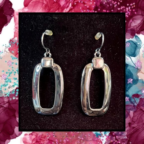 Dark Grey Rectangular Earrings & Necklace Set - Picture 5 of 7